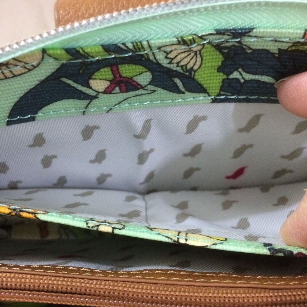 Sakroots Floral Crossbody Bag Mint Green Phone Purse Adjustable Strap Zipper - Picture 3 of 6